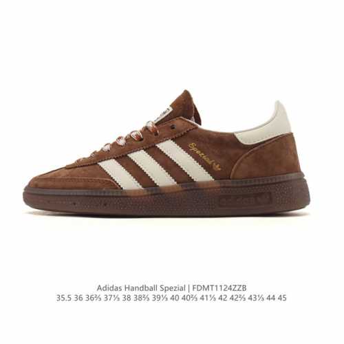 阿迪达斯 Adidas Handball Spezial 低帮三叶草学院风复古休闲板鞋 德训鞋 橡胶底柔软皮革拼接经典运动鞋板鞋。圆头、缝合拼接设计、正面绑带、