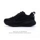 耐克 Nike Vomero 18 厚底增高老爹运动跑步鞋。全新 Vomero 提供比以往更多的緩衝效能以及該系列有史以來最高的鞋底高度，結合 Nike 的 Z