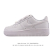 耐克 Nike Air Force 1 '07 Low 空军一号 小白鞋 含气垫 低帮百搭厚底增高休闲运动板鞋。柔软、弹性十足的缓震性能和出色的中底设计，横跨复