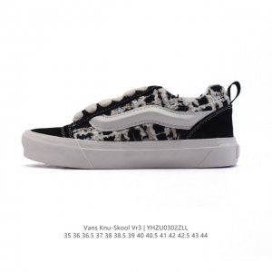 130 万斯 Vans Knu-Skool Vr3 Lx 面包鞋织物鞋面。坎普尔·茱利安系列低帮复古硫化休闲运动板鞋“肥胖版大Logo”要说整个2023年最为热