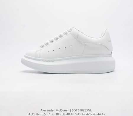 Alexandermcqueen 亚历山大 麦昆mcq 运动小白鞋厚底增高闪尾光滑牛皮平底鞋休闲鞋 时尚男女板鞋潮运动鞋 火爆到大街小巷无人不知 无人不晓的境界 - 点击图像关闭