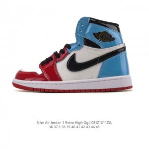 公司级 耐克 男女款运动板鞋 Nike Air Jordan 1 Retro High Og 乔丹一代Aj1 乔1 Aj1 篮球鞋复刻运动鞋。皮面高帮板鞋的设计
