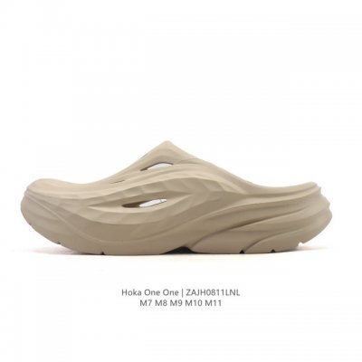 新款 Hoka One One 夏季沙滩拖鞋 洞洞鞋 包头凉拖鞋 家居休闲拖鞋一体成型 一字拖厚底增高踩屎感凉拖鞋。Hoka在超厚中底方面的积累 让它跑在了其他