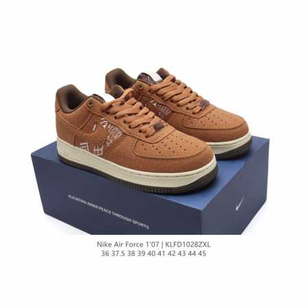 耐克 Nike Air Force 1 '07 Low 空军一号含气垫 低帮百搭厚底增高休闲运动板鞋。柔软、弹性十足的缓震性能和出色的中底设计，横跨复古与现代的 - 点击图像关闭