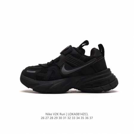 童鞋 Nike 耐克 V2K Run 减震防滑 复古低帮运动跑步鞋 超火儿童复古跑鞋，采用太空革组合呼吸网眼布鞋面材质，搭载正确4层组合底模，嵌入tpu加固稳定 - 点击图像关闭