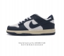耐克 Nike Sb Dunk Low Pro 男女同款运动鞋复古板鞋 尽情迈步 彰显个性风采 采用牛仔布鞋面 经久耐穿 塑就如元年款 Dunk 般的复古质感