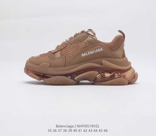 纯原巴黎世家Balenciaga 巴黎世家Tripe S Clear Sole 低帮气垫运动鞋 拼接式鞋面 侧面配金属质感网眼布 内面配有额外金属光泽饰件 柔