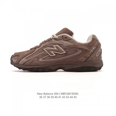 新品 新百伦 2025年新款 New Balance 204L 2025年夏季登场：复古薄底鞋重塑都市运动美学时尚运动跑步鞋，以复古薄底设计与室内足球鞋灵感，打