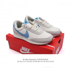 140 Nike/耐克 Nike Daybreak Sp破晓系列华夫复古休闲运动慢跑鞋男女子运动鞋。采用翻毛麂皮拼接牛津布面材质，其鞋面做工精细，脚感轻盈，具有