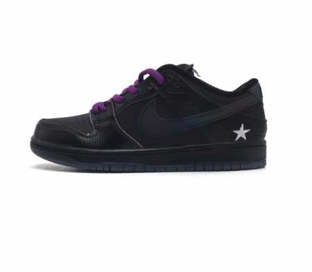 真标 耐克 Familia X Nike Sb Dunk Low First Avenue 联名3M反光黑紫 整双鞋以大面积黑色为主调 鞋身采用皮革与麂皮材质的 - 点击图像关闭