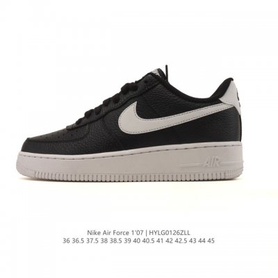 耐克 Nike Air Force 1 '07 Low 空军一号含气垫 低帮 小白鞋 百搭厚底增高休闲运动板鞋。柔软、弹性十足的缓震性能和出色的中底设计，横跨复