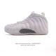 公司级 耐克Nike Air Foamposite One 男鞋 时尚运动鞋潮篮球鞋，它是一双内场的后卫战靴，97年1月份首期发行，使用Foamposite一次