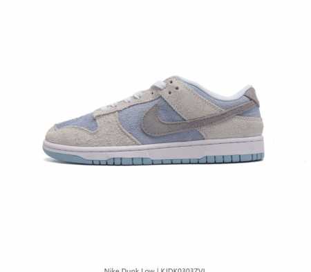 真标 耐克 Nike Dunk Low 运动鞋 复古滑板鞋 Sb系列经典运动鞋 采用天然皮革 经久耐穿 塑就如元年款 Dunk 般的复古质感 鞋头透气孔 搭配鞋 - 点击图像关闭