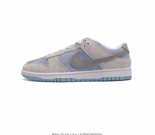 真标 耐克 Nike Dunk Low 运动鞋 复古滑板鞋 Sb系列经典运动鞋 采用天然皮革 经久耐穿 塑就如元年款 Dunk 般的复古质感 鞋头透气孔 搭配鞋
