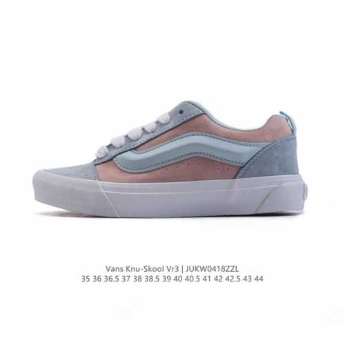 万斯 Vans Knu-Skool Vr3 Lx 面包鞋皮革拼接鞋面。坎普尔 茱利安系列低帮复古硫化休闲运动板鞋“肥胖版大Logo”要说整个年最为热门的鞋型之一
