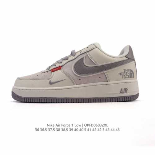 耐克 Nike Air Force 1 '07 Low 空军一号含气垫 小白鞋 2025年 蛇年新款 北脸北面联名 低帮百搭厚底增高休闲运动板鞋。柔软、弹性十足