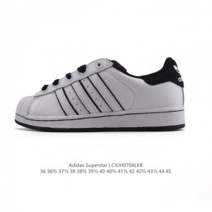 公司级 阿迪达斯 Adidas Superstar 2025年新款鞋子 蛇年新款经典贝壳头系列 新款休闲板鞋潮流男女士运动鞋 。鞋面柔软皮革拼接材质 标志性的贝