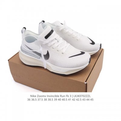 耐克 Nike Zoomx Invincible Run Fk 3 机能风格运动鞋 厚底增高老爹鞋。最新一代的Invincible 第三代来了！首先鞋面采用的是