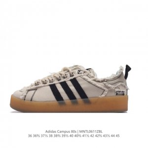 真标 Adidas 阿迪达斯 男女鞋真标半码制，原楦开发版型，采用棉质帆布组合环保纤维革鞋面材质，原档案开发铝楦楦型，正确硫化组合鞋底 每次人气都不低澳洲时尚品