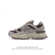 Nb 新百伦 New Balance Nb9060小象蹄男女款9060舒适百搭老爹鞋。全新 9060 款式将经典风格与现代设计融合到日常多功能性中。 9060