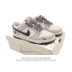 特价 耐克 Nike Dunk Low Retro 运动鞋复古板鞋，作为 80 年代经典篮球鞋款，起初专为硬木球场打造，后来成为席卷街头的时尚标杆，现以经典细节