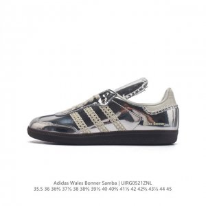 阿迪达斯 Adidas Samba新款 德训鞋 时尚休闲运动板鞋- Wales Bonner 的 Adidas Samba “Studded”亮相，Adidas