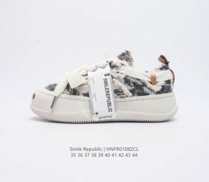 Smilerepublic 厚底开口笑帆布鞋系列厚底增高运动鞋 小红书热门款smilerepublic 向前一步 保持微笑: 檀健次主理品牌 众多明星上脚同款厚