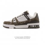 公司级 路易威登 Louis Vuitton Lv路易威登板鞋 时尚运动鞋潮厚底增高男女鞋。舒适防滑底和百搭性霸屏整个时尚娱乐圈，细节调整完美主义！采用柔软皮革