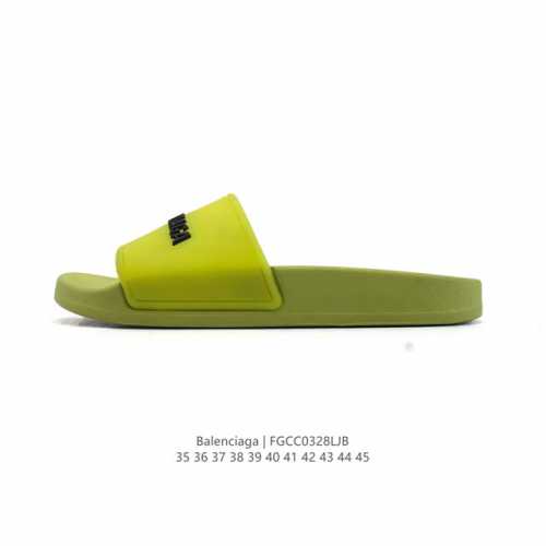 110 balenciaga/巴黎世家拖鞋 家居休闲拖鞋 沙滩拖鞋 男女鞋广东原产，采用Pu高密度防滑橡胶鞋底及3D立体Tpu光泽上盖材质，配置正确包装物及灰色