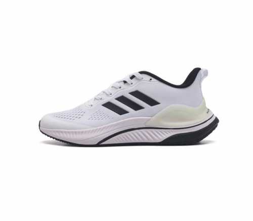 公司级 阿迪达斯 Adidas Alphamagma 新款训练运动低帮跑步运动鞋 旨在助你舒适完成健身目标 采用织物鞋面 鞋头和鞋跟力求带来结构感 含 Boun