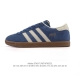 新品 阿迪达斯 Adidas Stadt 舒适透气 百搭潮流 复古时尚 德训鞋 柔软舒适 防滑耐磨 低帮 运动板鞋 男女同款。休闲鞋特色：设计师大胆选择粉色打底