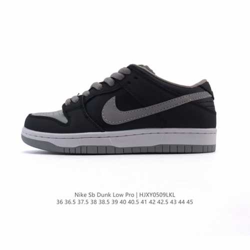 耐克 Nike Sb Dunk Low Pro 男女同款运动鞋复古板鞋。采用柔软皮革鞋面，经久耐穿，塑就如元年款 Dunk 般的复古质感。鞋头透气孔，搭配鞋口和