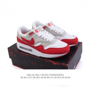 180 耐克Nike Air Max 1'86 Og 经典复古小气垫缓震跑步鞋，穿上Nike Air Max 1 '86 Og 高尔夫球鞋，成就街头传奇。该鞋款