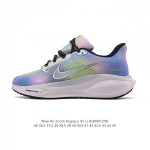 颠覆式升级！Nike 飞马新鞋 触感柔软，质感升级！随着“耐克 蓝图 系列”在巴黎的盛大发布，全新一代 登月41代 Nike Pegasus 41也正式登场啦！