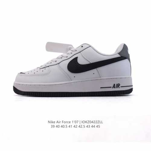 耐克 Nike Air Force 7 Low 空军一号含气垫 小白鞋 低帮百搭厚底增高休闲运动板鞋。柔软、弹性十足的缓震性能和出色的中底设计，横跨复古与现代的