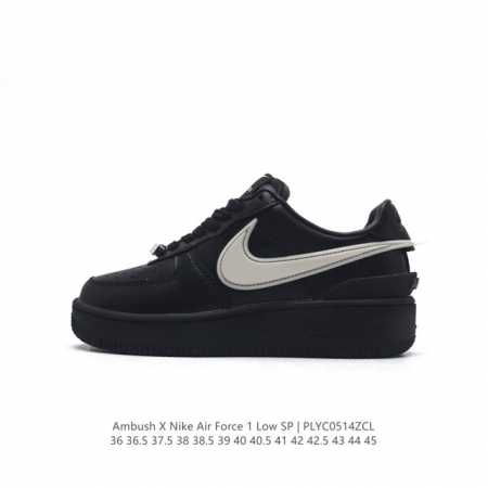 耐克 空军一号 Af1 低帮休闲板鞋 Ambush X Nk Air Force 1'07 Low Sp 空军一号联名标志性的swoosh延伸至鞋跟之外，鞋舌和 - 点击图像关闭
