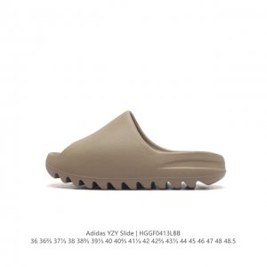 阿迪达斯 Adidas YEEZY SLIDE 经典运动拖鞋时尚厚底增高男女一字拖鞋。YEEZY SLIDE椰子拖鞋的外观十分吸引人，融合了舒适与时尚的元素，延