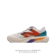 新百伦 [New Balance] Fresh Form 男女士运动鞋 厚底增高跑鞋，这款跑鞋不仅有着以大数据为基础的fresh Foam虎蜂大底，还有着独创的