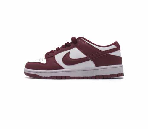 耐克 Nike Sb Dunk Low Pro 男 女滑板鞋 经典复古运动鞋 采用低帮设计 塑就经典 Dunk 风格 鞋垫后跟搭载 Zoom Air 气垫 加衬