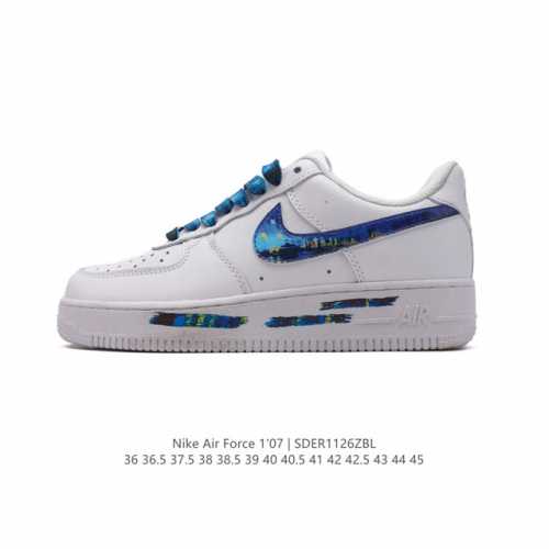 耐克 Nike Air Force 1 '07 Low 空军一号含气垫 低帮百搭厚底增高休闲运动板鞋。柔软、弹性十足的缓震性能和出色的中底设计，横跨复古与现代的