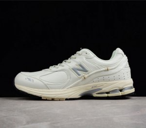 Randomevent x Unik x New Balance 三方联名款复古休闲跑步鞋 ML2002RX 夜光鞋面打造 十分亮眼 尺码 36 37 37.
