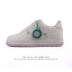 公司级 附赠送Logo清洁刷 耐克 Nike Air Force 1 Lv8 系列 空军一号 Af1 运动板鞋 ，设计灵感源自摔跤运动，助你发挥天赋，震撼全场。