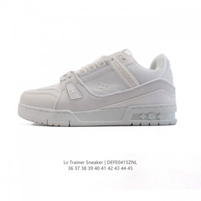 公司级 路易威登 Louis Vuitton Lv路易威登板鞋 时尚运动鞋潮厚底增高男女鞋。舒适防滑底和百搭性霸屏整个时尚娱乐圈，细节调整完美主义！采用柔软皮革