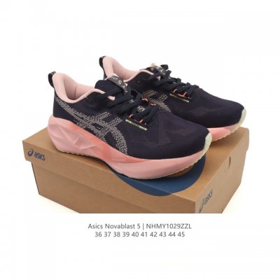 Asics Novablast 5轻量跑鞋 低帮轻量透气缓震休闲运动跑步鞋 Novablast 5 鞋款秉承 Asics 设计理念 尊重日本的“改善”、持续改进