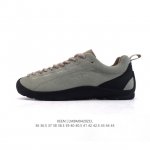 美国人气户外品牌-科恩Keen Jasper Rocks Sp贾斯珀都市系列复古低帮系带户外风露营徒步登山运动训练鞋 。原楦型开发纸版，采用固色翻毛皮鞋面材质，