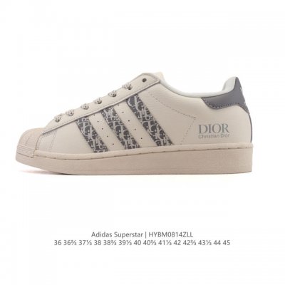 阿迪达斯 Adidas Superstar 2025年新款鞋子 经典贝壳头系列 新款休闲板鞋潮流女士运动鞋 。鞋面皮革拼接材质 标志性的贝壳鞋头，简约的线条。就
