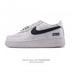 耐克 Nike Air Force 1 '07 Low 空军一号含气垫 低帮 小白鞋 百搭厚底增高休闲运动板鞋。柔软、弹性十足的缓震性能和出色的中底设计，横跨复