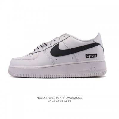耐克 Nike Air Force 1 '07 Low 空军一号含气垫 低帮 小白鞋 百搭厚底增高休闲运动板鞋。柔软、弹性十足的缓震性能和出色的中底设计，横跨复