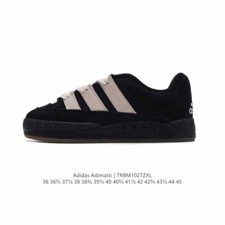 阿迪达斯 Adidas Adimatic 马蒂奇系列低帮复古鲨鱼面包鞋运动休闲滑板板鞋。整个鞋面由牛皮革制成，搭配品牌标志性大尺寸三条纹 Logo，超宽鞋带作为 - 点击图像关闭