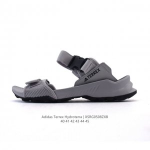新品公司级 阿迪达斯 Adidas Terrex Hydroterra At男速干防滑徒步露趾运动凉鞋 沙滩鞋 休闲凉拖鞋，这双鞋真的是夏日必备！鞋底厚实，抗震
